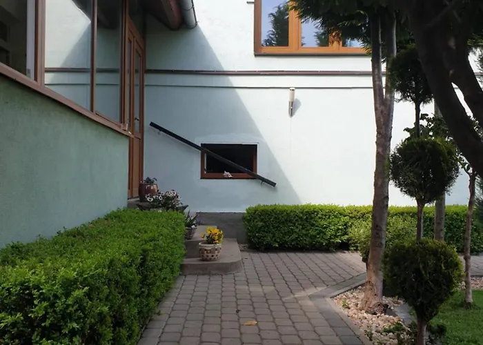 Family House In Town With Garden Holiday home Podebrady